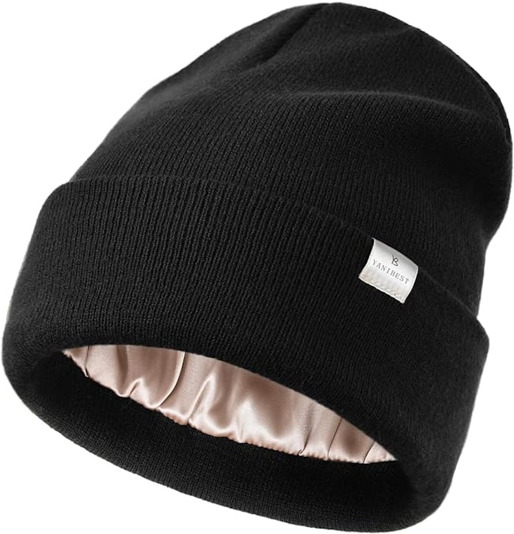 YANIBEST Satin Lined Knit Beanie