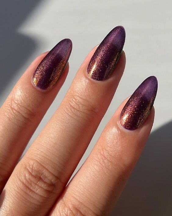 7 Nail Polishes Which Are Trending For Autumn 2022
