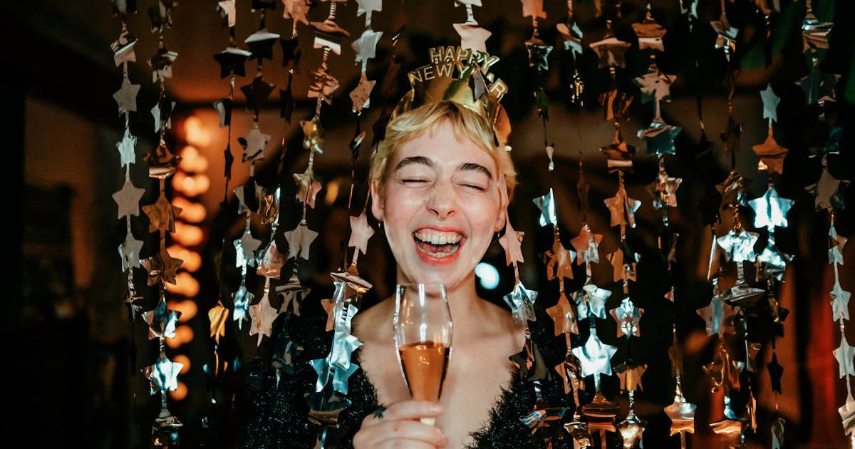 105 Fun Easy New Year Captions So You Can Save Your Mental Energy For 2024 105-fun-easy-new-year-captions-so-you-can-save-your-mental-energy-for-2024