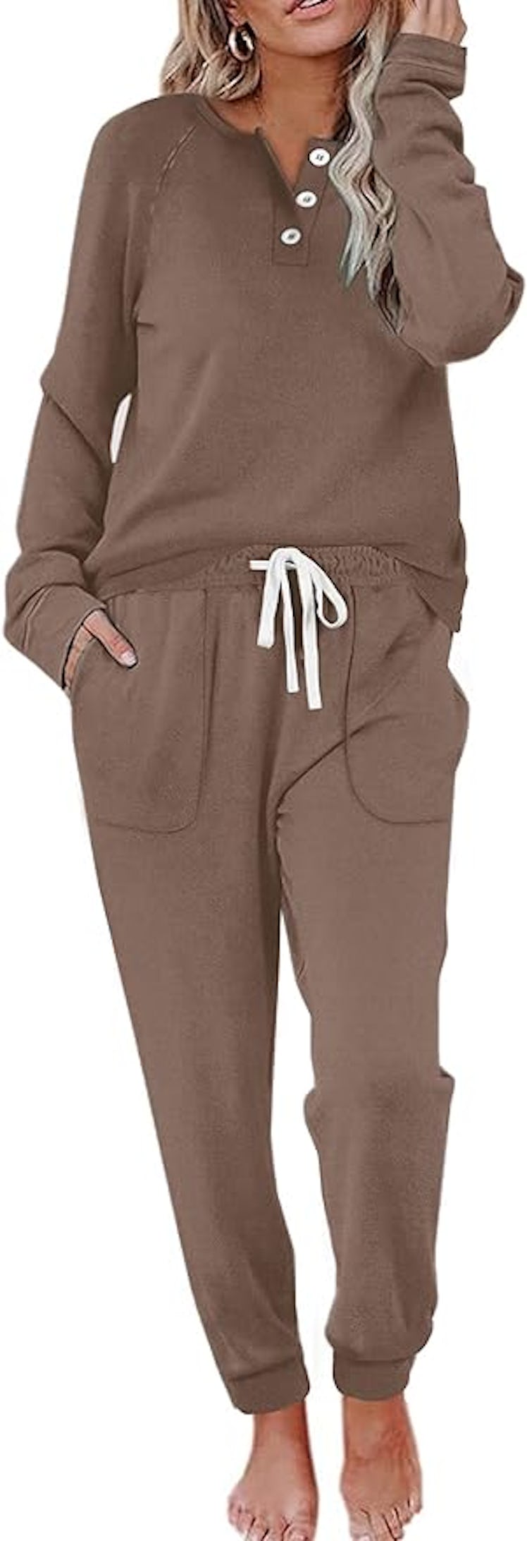 WIHOLL Lounge Sweatsuit Set (2-Pieces)