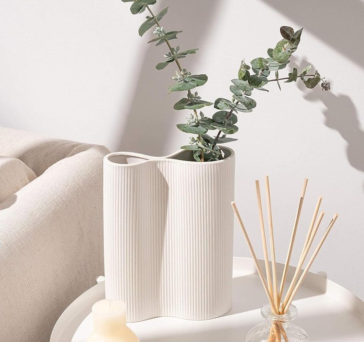 VIRTUNE Luxe Infinity Vase