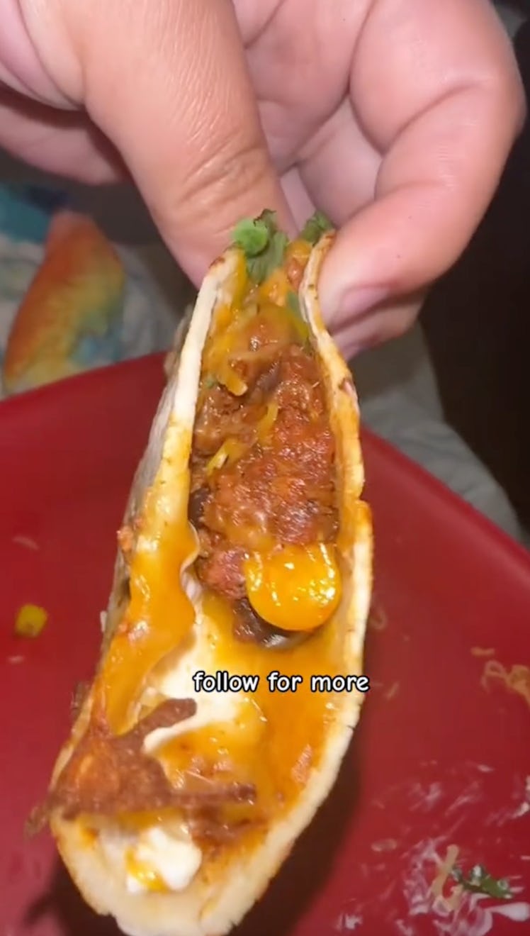 You can make chorizo tacos at home with this easy and budget-friendly recipe. 