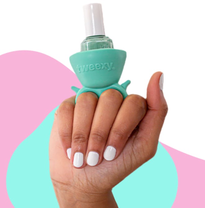 tweexy Wearable Nail Polish Holder Ring