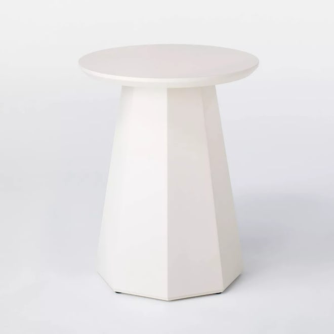 Round Daffan Faceted Accent Table