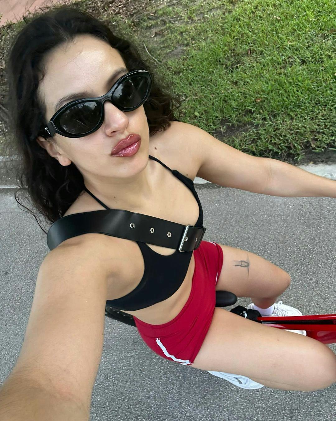 Rosalía&rsquo;s 4-step signature lip routine was a a standout lip combo in 2023.