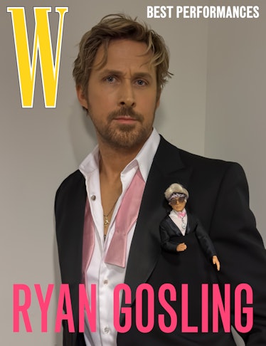 Ryan Gosling wears a custom Gucci suit, shirt, and bowtie; his own jewelry. 