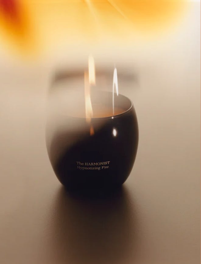The Harmonist Hypnotizing Fire Candle