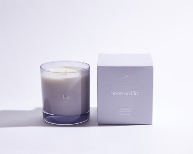 Liis Snow on Fire Perfumed Candle