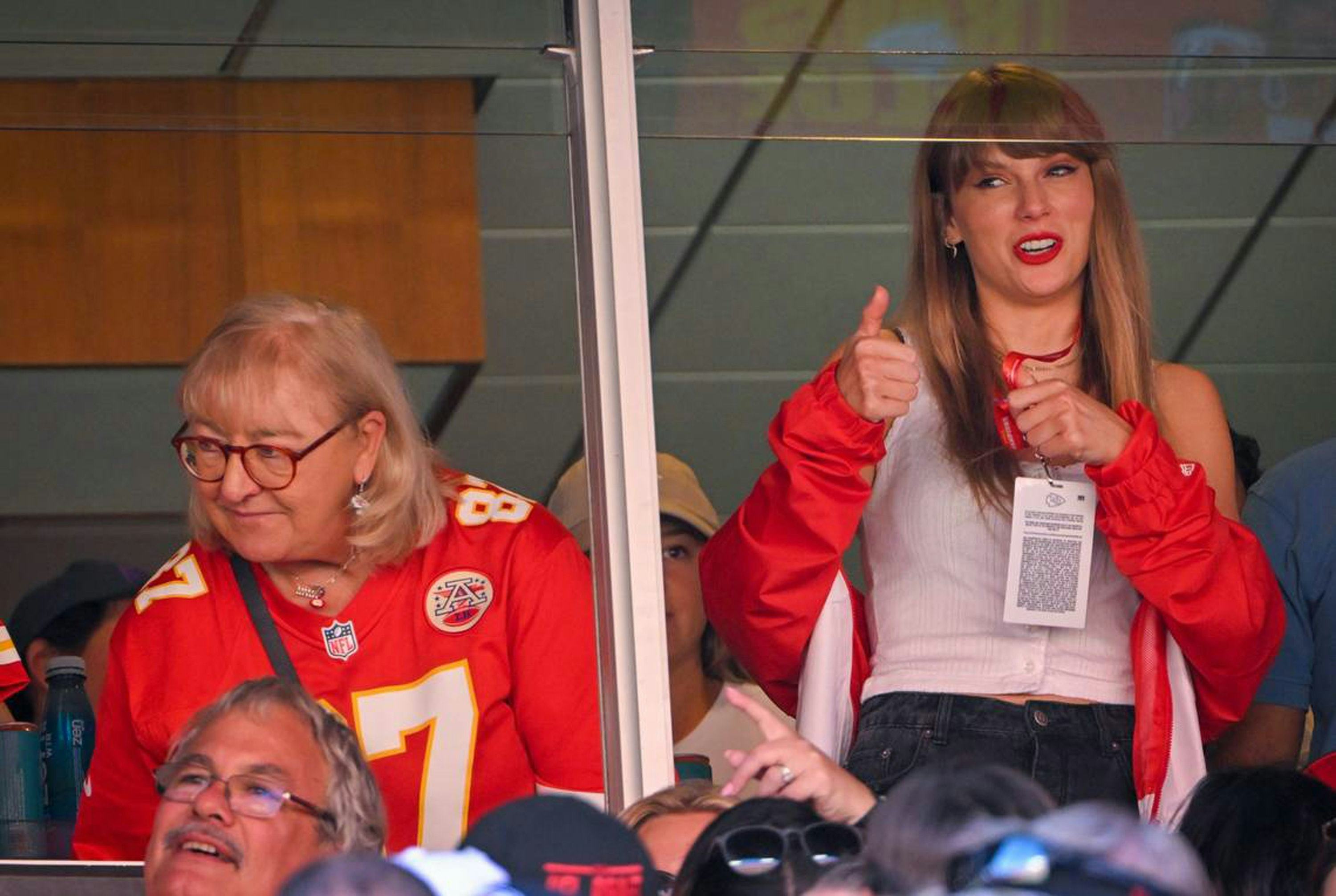 Taylor Swift attends a Travis Kelce game.