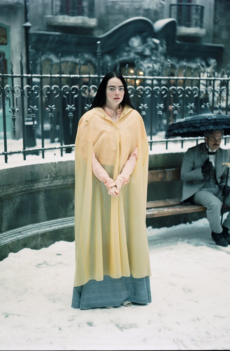 Emma Stone and Mark Ruffalo in 'Poor Things'