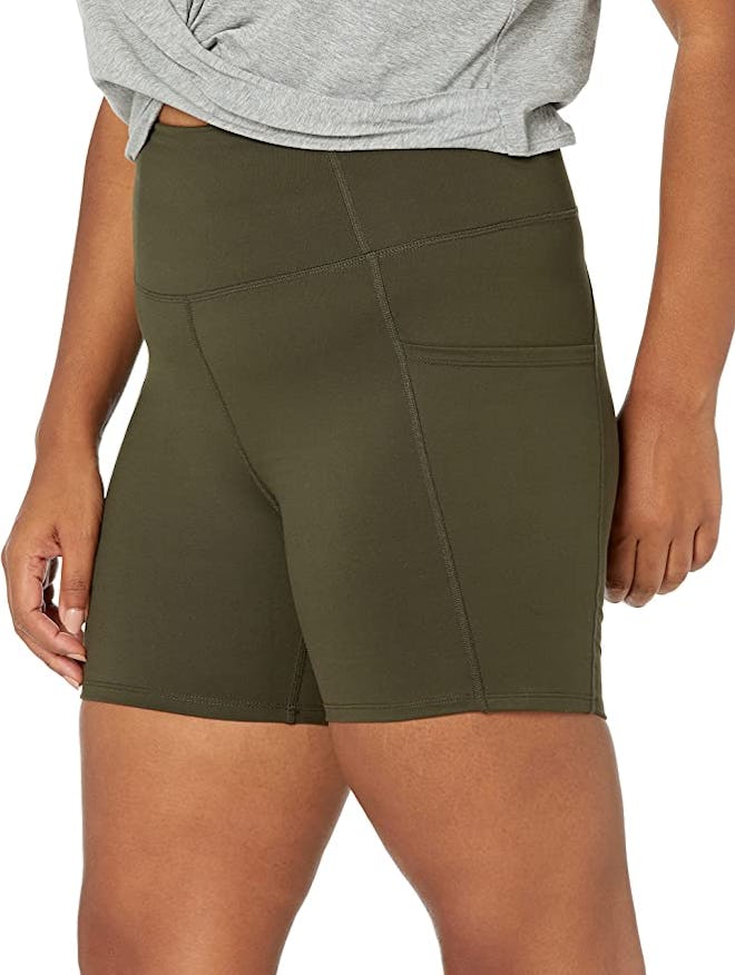 Core 10 High-Waist Side-Pocket Booty Yoga Short