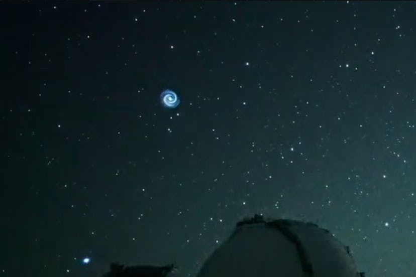 A "Mysterious" Flying Spiral in the sky over Maunakea