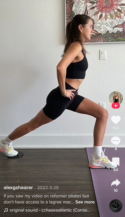 A TikToker does a curtsy lunge Lagree exercises at home inspired by Rihanna's go-to workout. 