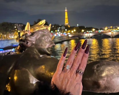 Vanessa Hudgens engagement ring and nails