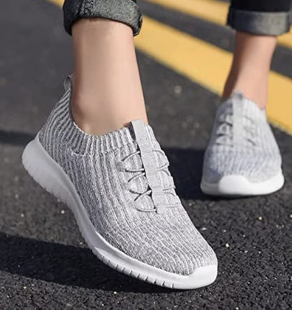 TIOSEBON Slip On Walking Shoes