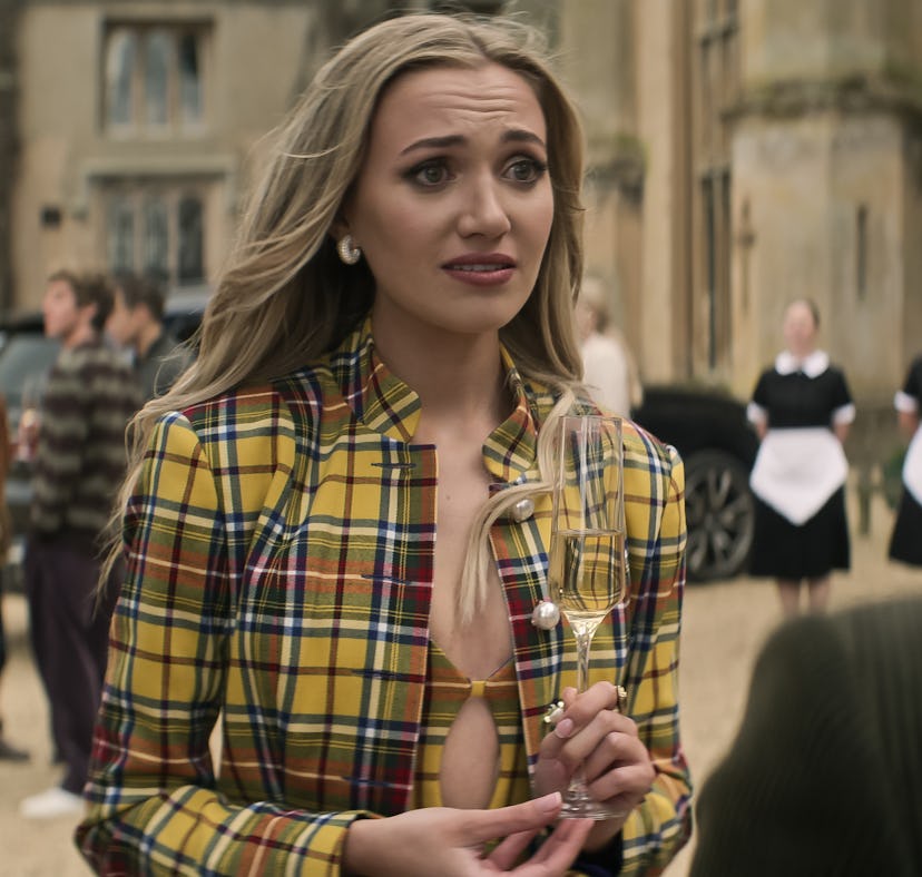 Lady Phoebe outside the real Hampsie from 'You' house, which is actually the Knebworth House filming...
