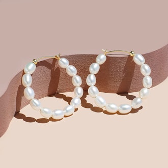 COMOTO Pearl Hoop Earrings