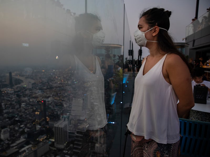 Thick, unhealthy smog continues to plague much Bangkok and the North, with the worst pollution in La...