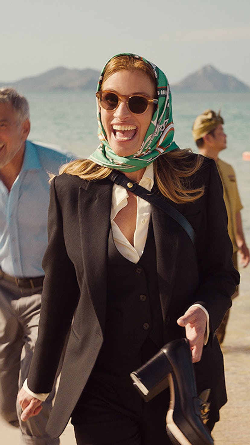 Julia Roberts and George Clooney in 'Ticket To Paradise' streaming on Peacock.