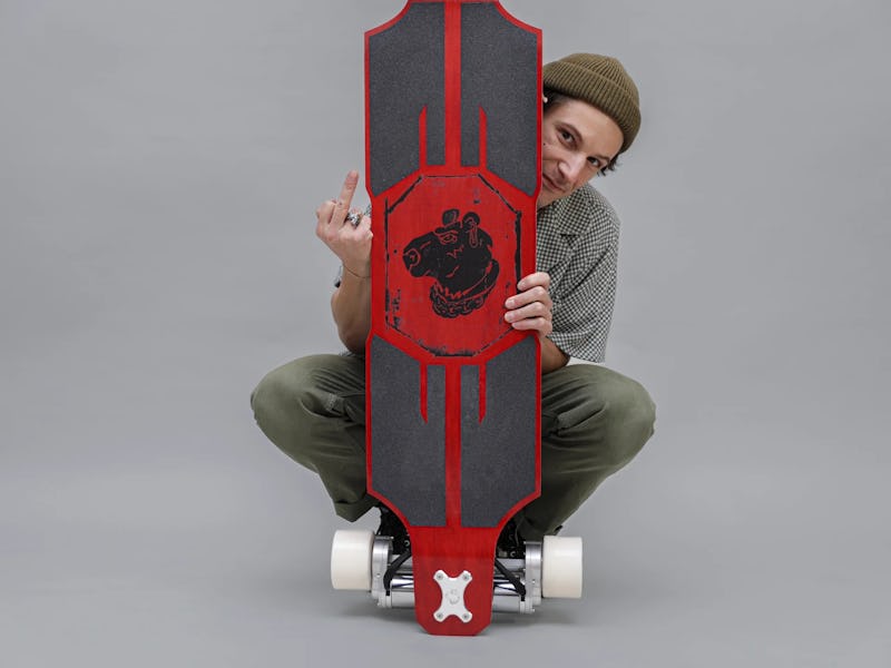 Defiant: One e-skateboard