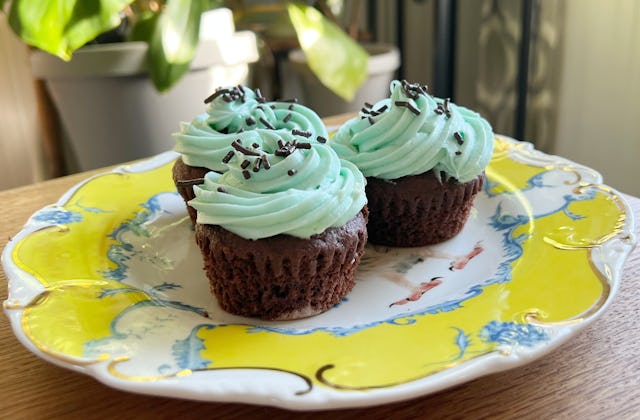 If you need to make sweets in a pinch, an easy frosting ingredient is key.