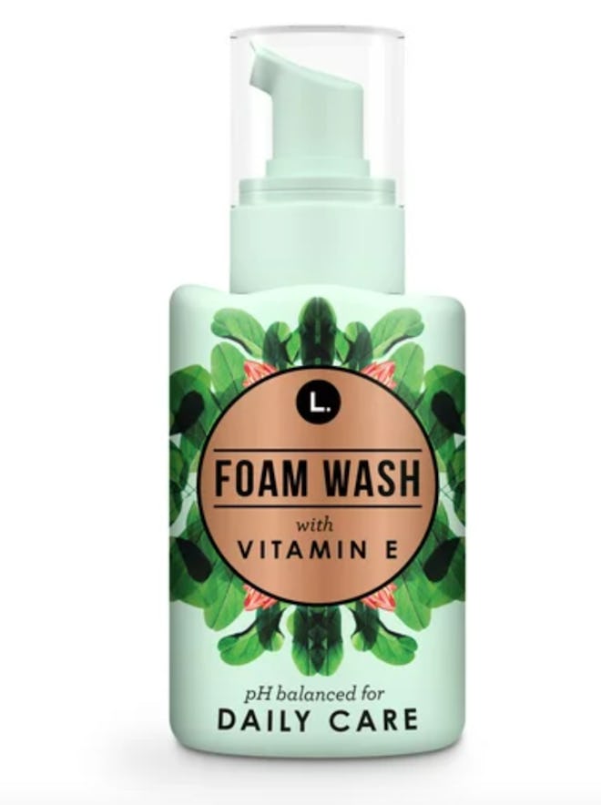 L . Foam Feminine Wash Daily Care