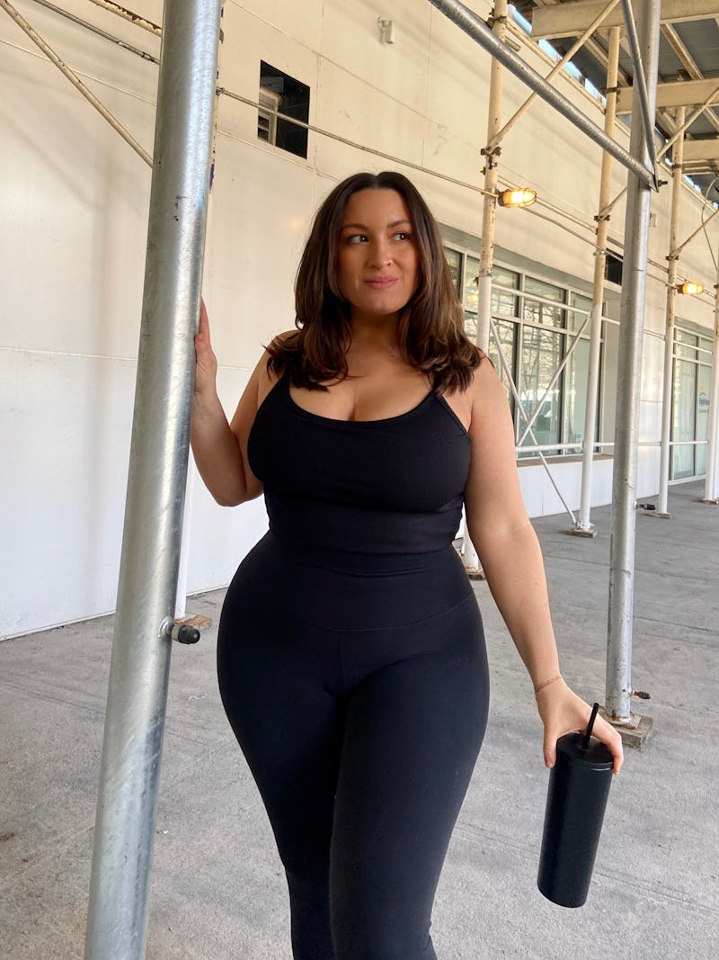bella gerard wears Offline by Aerie’s Real Me XTRA Hold Up! Leggings