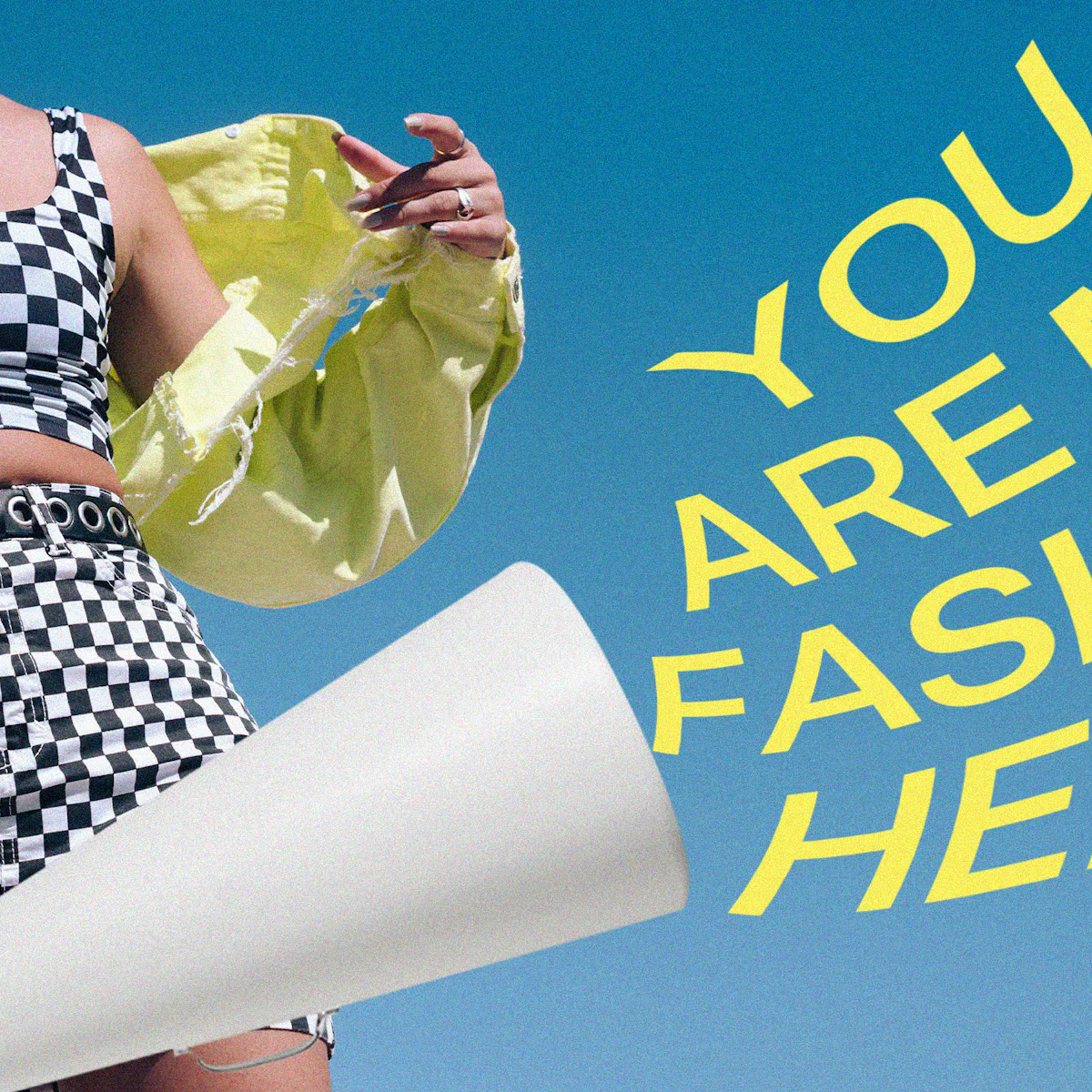 How To Compliment Someone's Outfit Without Saying It Looks "Flattering" How To Compliment Someone's Outfit Without Saying It Looks "Flattering"
