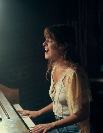 These photos of 'Daisy Jones & The Six' bring the book to life.