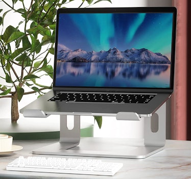 Soundance Laptop Stand