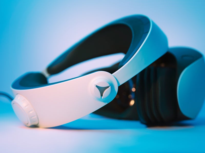 The PSVR 2 headset is extremely lightweight on the head.