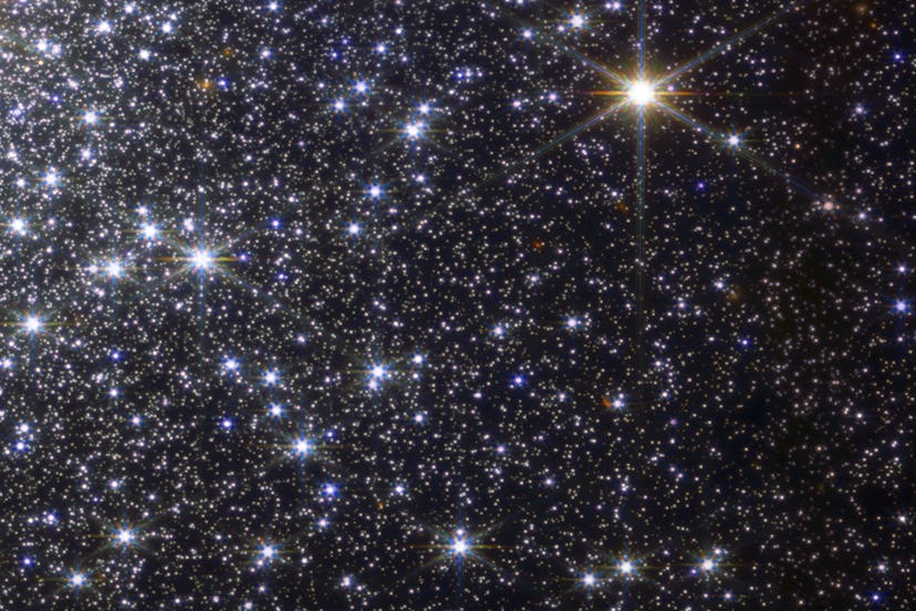 Detail of the globular cluster Messier 92 (M92) captured by Webb’s NIRCam instrument. 