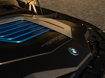 BMW hydrogen iX5