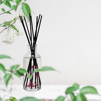 Urban Naturals Amber & Lavender Reed Diffuser Scented Sticks Set
