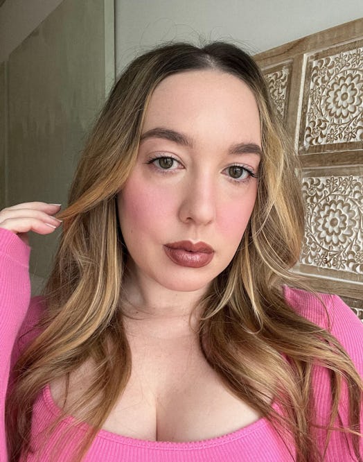 Some say the Shark FlexStyle Air Drying & Styling System is a Dyson Airwrap dupe. Here, Bustle’s bea…