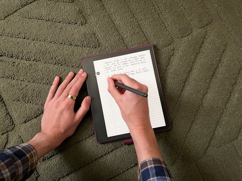 Writing on the Kindle Scribe.