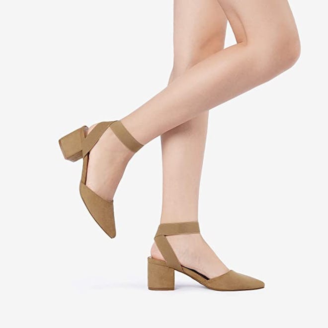 Dream Pairs Pointed Toe Low Chunky Heels