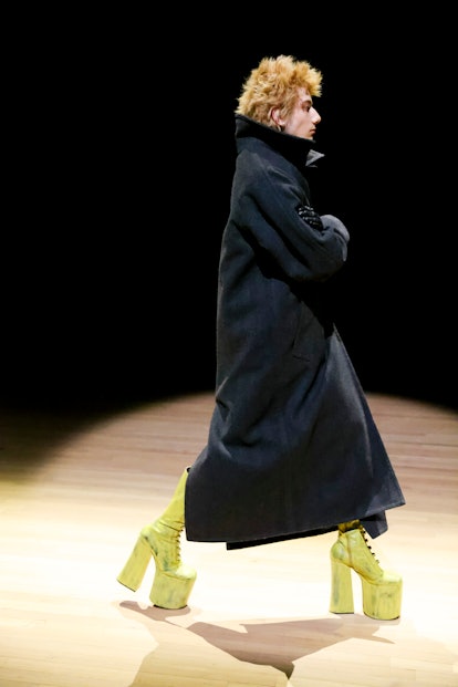 Marc Jacobs Fall 2023 Review: A Sky-High Tribute to Vivienne Westwood