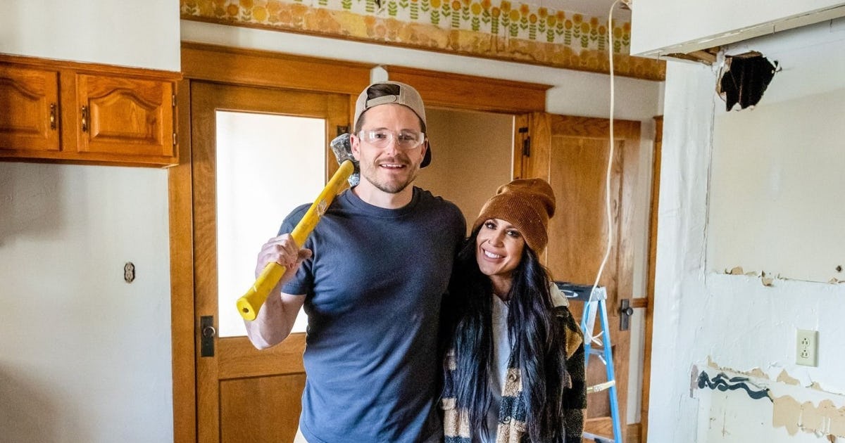 13 Best Home Improvement Shows If You re Fixer Upper Obsessed 13-best-home-improvement-shows-if-you-re-fixer-upper-obsessed