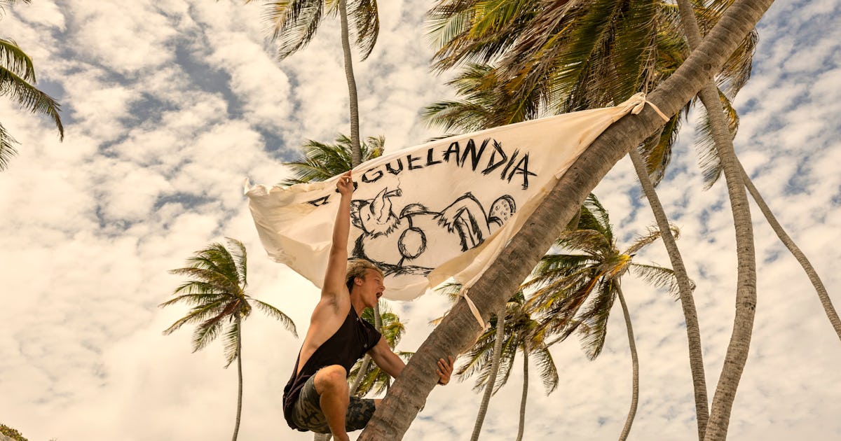 Netflix's Poguelandia 'Outer Banks' Experience Has An Epic Concert