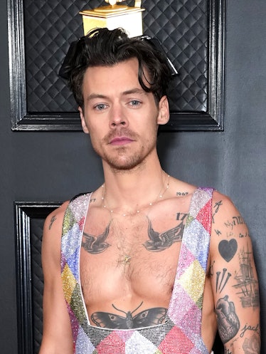Harry Styles wearing a jumpsuit at the 2023 Grammy Awards.