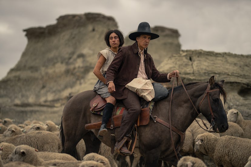 Aminah Nieves as Teonna and Michael Greyeyes as Hank of the Paramount+ series 1923.