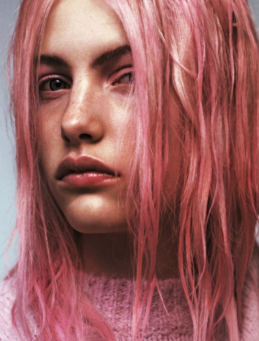 A model with bubblegum pink hair