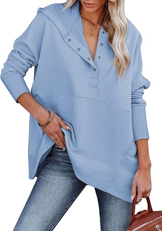 AlvaQ V-Neck Pullover Sweatshirt with Pockets