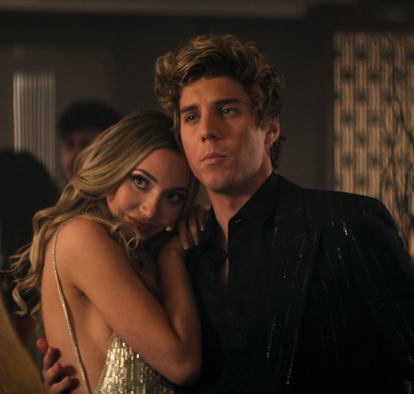 Penn Badgley, Tilly Keeper, Lukas Gage in You Season 4