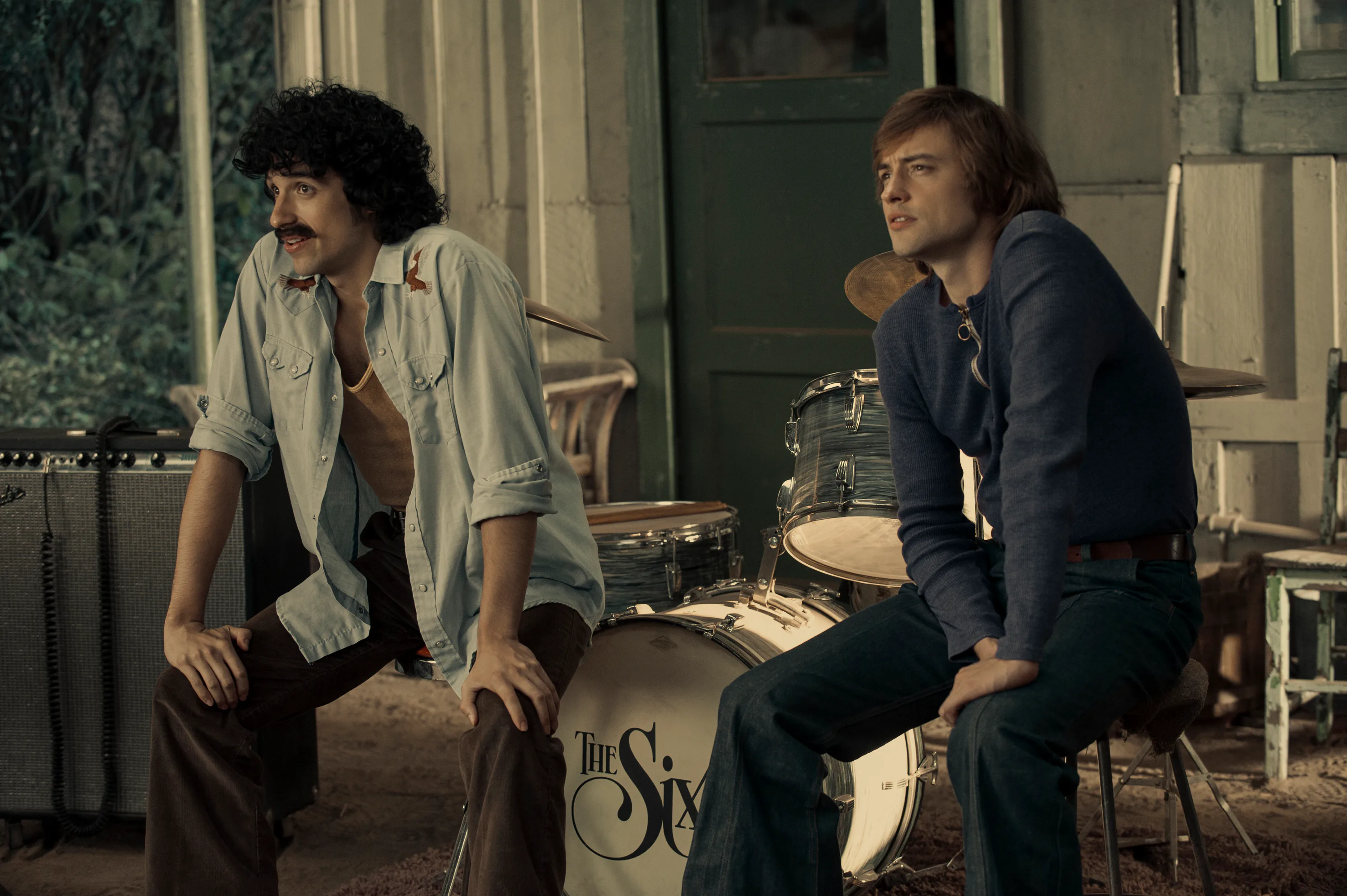 ‘Daisy Jones and The Six’ Star Josh Whitehouse on Making Eddie Likable