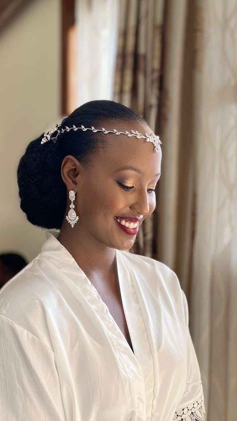 bride with natural hair
