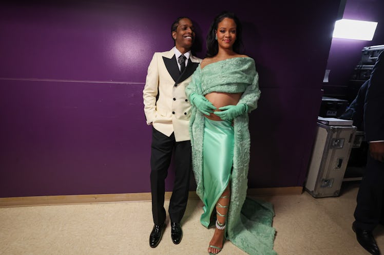 rihanna maternity style