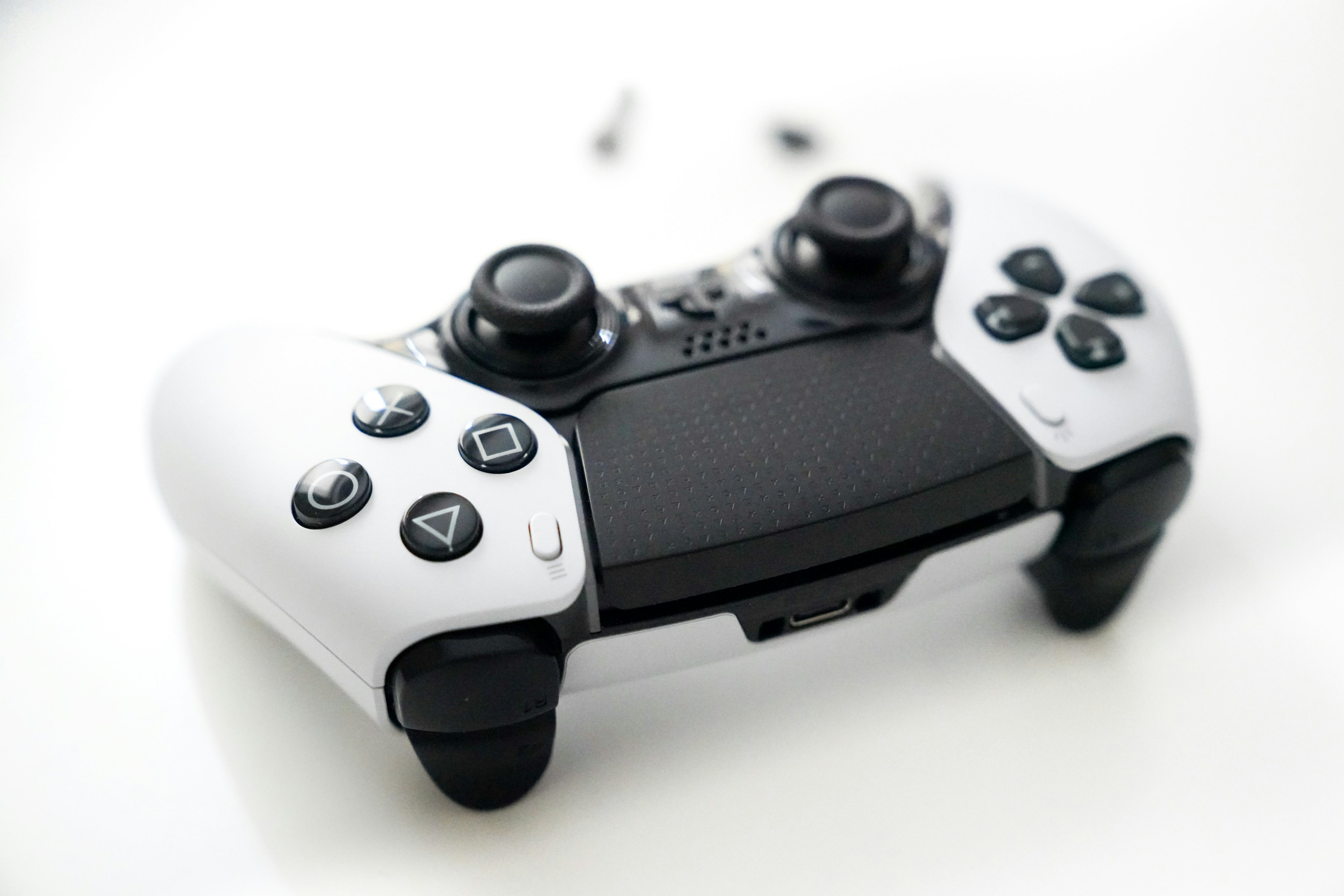 PS5 DualSense Edge Controller Review