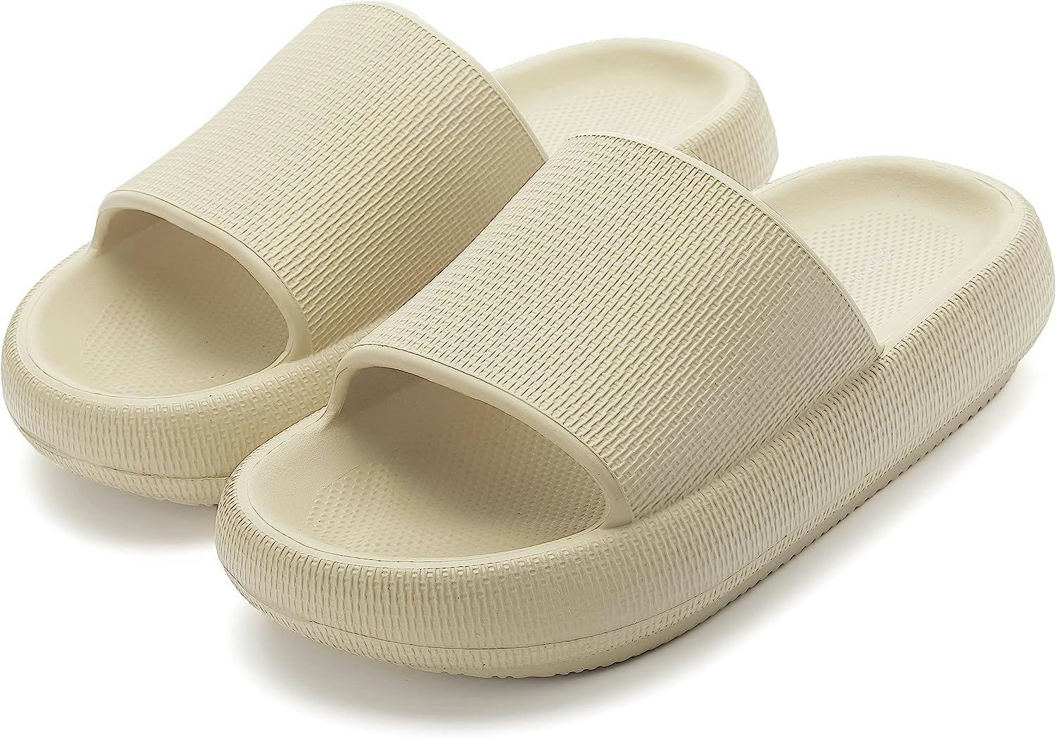 BRONAX Cloud Cushioned Slippers